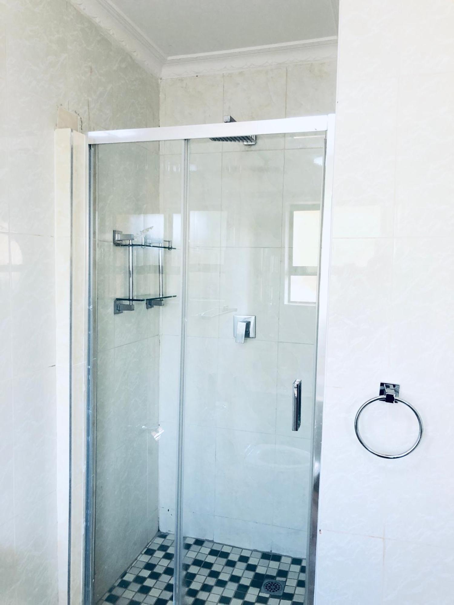 Gabz Airport Inn Gaborone Eksteriør billede